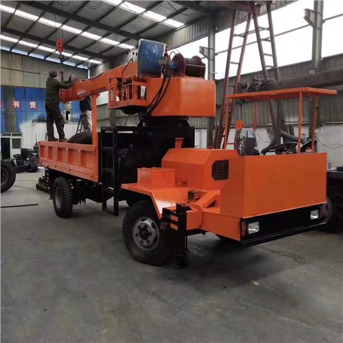 直销小型起重机 工程用随车吊销售电话,随车吊