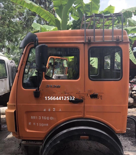 北方奔驰驾驶室总成拆车1