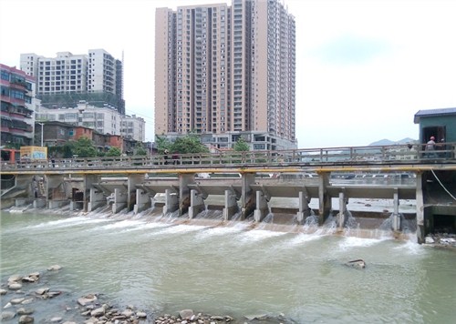 长沙水利翻板闸哪家强,翻板闸